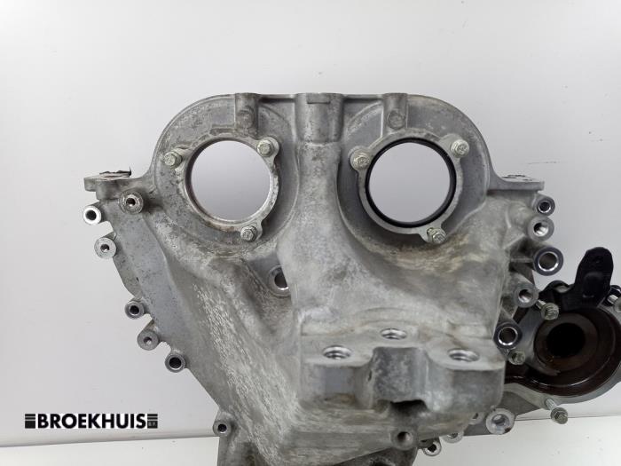 Distributiedeksel van een Ford EcoSport (JK8) 1.0 EcoBoost 12V 125 2016