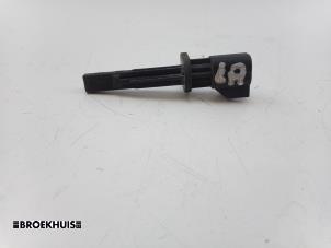 Gebruikte Sensor ABS Volvo V60 II (ZW) 2.0 B3 16V Mild Hybrid Prijs € 48,40 Inclusief btw aangeboden door Autobedrijf Broekhuis B.V.