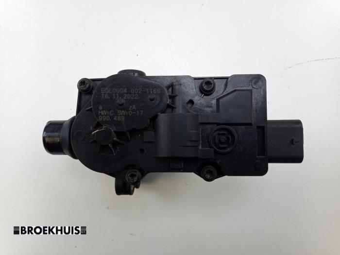 Gebruikte Thermostaathuis Mercedes Sprinter 3,5t (907.6/910.6) 311 CDI 2.0 D RWD Prijs € 151,25 Inclusief btw aangeboden door Autobedrijf Broekhuis B.V.