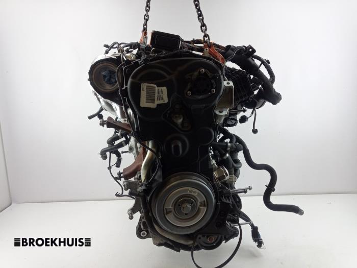 Gebruikte Motor Volvo V60 II (ZW) 2.0 B3 16V Mild Hybrid Prijs € 4.500,00 Margeregeling aangeboden door Autobedrijf Broekhuis B.V.