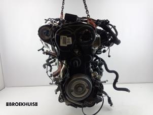 Gebruikte Motor Volvo V60 II (ZW) 2.0 B3 16V Mild Hybrid Prijs € 4.500,00 Margeregeling aangeboden door Autobedrijf Broekhuis B.V.