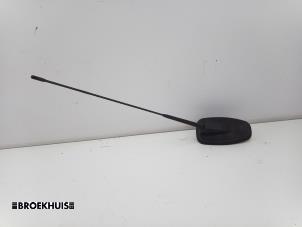 Gebruikte Antenne Mercedes Sprinter 3,5t (907.6/910.6) 311 CDI 2.0 D RWD Prijs € 48,40 Inclusief btw aangeboden door Autobedrijf Broekhuis B.V.