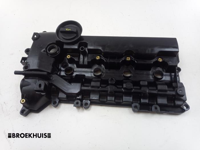 Gebruikte Kleppendeksel Mazda CX-60 (KH) 2.5 e-SkyActiv PHEV Prijs € 120,00 Margeregeling aangeboden door Autobedrijf Broekhuis B.V.