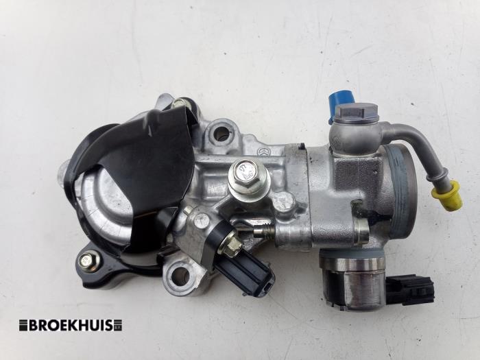 Gebruikte Brandstofpomp Mechanisch Mazda CX-60 (KH) 2.5 e-SkyActiv PHEV Prijs € 250,00 Margeregeling aangeboden door Autobedrijf Broekhuis B.V.