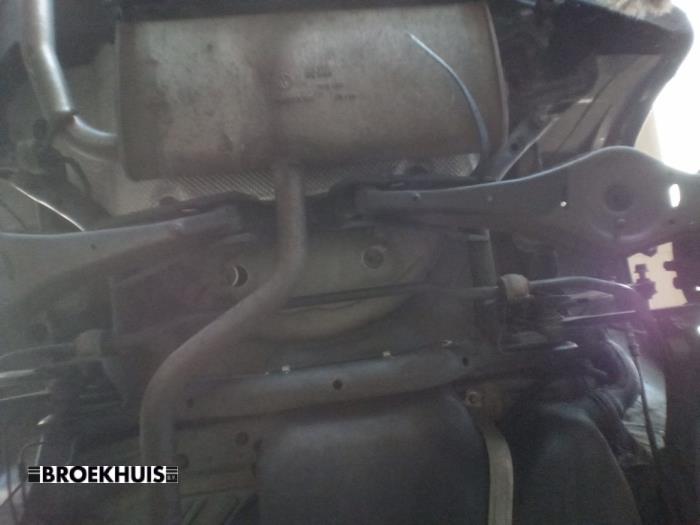 Gebruikte Subframe Seat Altea (5P1) 1.6 TDI 105 Prijs € 30,00 Margeregeling aangeboden door Autobedrijf Broekhuis B.V.