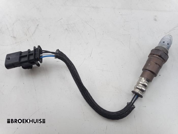 Gebruikte Lambda Sonde Volvo V60 II (ZW) 2.0 B3 16V Mild Hybrid Prijs € 50,00 Margeregeling aangeboden door Autobedrijf Broekhuis B.V.