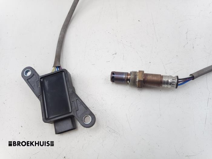 Nox sensor van een Mercedes-Benz Sprinter 3,5t (907.6/910.6) 311 CDI 2.0 D RWD 2023