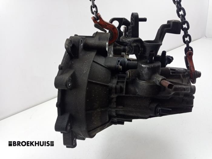 Gebruikte Versnellingsbak Seat Mii 1.0 12V Prijs € 250,00 Margeregeling aangeboden door Autobedrijf Broekhuis B.V.
