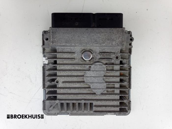 Gebruikte Inspuitcomputer Seat Altea (5P1) 1.6 TDI 105 Prijs € 250,00 Margeregeling aangeboden door Autobedrijf Broekhuis B.V.