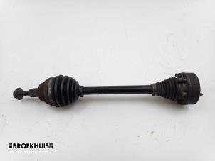 Gebruikte Homokineetas links-voor Seat Altea (5P1) 1.6 TDI 105 Prijs € 25,00 Margeregeling aangeboden door Autobedrijf Broekhuis B.V.