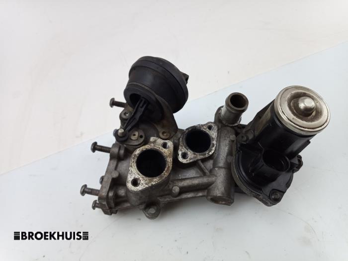Gebruikte EGR Klep Skoda Superb Combi (3TAC/TAF) 1.6 TDI Prijs € 40,00 Margeregeling aangeboden door Autobedrijf Broekhuis B.V.