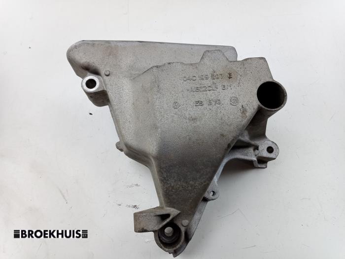 Gebruikte Motorrubber Volkswagen Up! (121) 1.0 12V 60 Prijs € 15,00 Margeregeling aangeboden door Autobedrijf Broekhuis B.V.