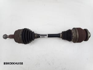 Gebruikte Steekas links-voor Volkswagen Transporter T5 2.0 TDI DRF Prijs € 90,75 Inclusief btw aangeboden door Autobedrijf Broekhuis B.V.