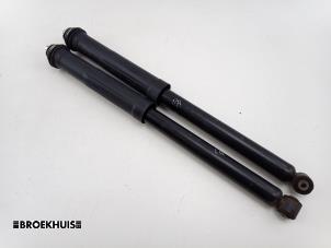 Gebruikte Schokbreker set Citroen C1 1.0 Vti 68 12V Prijs € 30,00 Margeregeling aangeboden door Autobedrijf Broekhuis B.V.