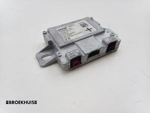 Gebruikte Antenne Versterker BMW 5 serie (G30) M550d xDrive 24V Prijs € 50,00 Margeregeling aangeboden door Autobedrijf Broekhuis B.V.