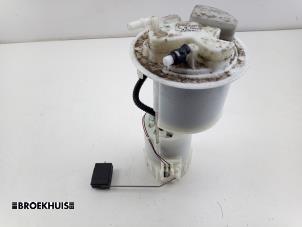 Gebruikte Tank element Pomp Citroen C1 1.0 Vti 68 12V Prijs € 30,00 Margeregeling aangeboden door Autobedrijf Broekhuis B.V.