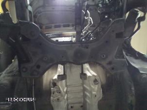 Gebruikte Subframe Volkswagen Up! (121) 1.0 12V 60 Prijs € 50,00 Margeregeling aangeboden door Autobedrijf Broekhuis B.V.