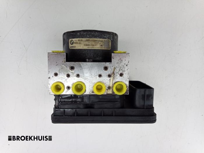 Gebruikte ABS Pomp Mini Mini (F55) 1.5 12V One D Prijs € 150,00 Margeregeling aangeboden door Autobedrijf Broekhuis B.V.