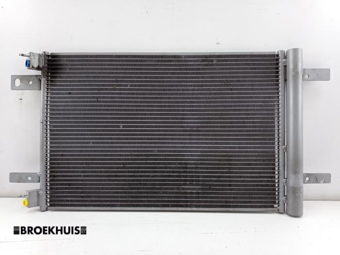 Gebruikte Radiateur Airco Citroen C4 Picasso (3D/3E) 1.6 16V VTi 120 Prijs € 60,00 Margeregeling aangeboden door Autobedrijf Broekhuis B.V.