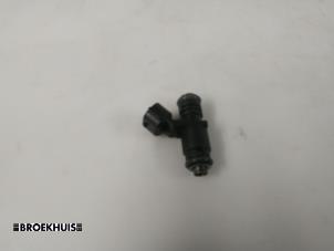 Gebruikte Injector (benzine injectie) Volkswagen Up! (121) 1.0 12V 60 Prijs € 20,00 Margeregeling aangeboden door Autobedrijf Broekhuis B.V.