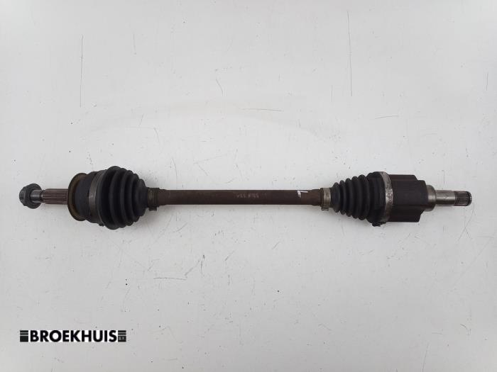 Gebruikte Steekas links-voor Volkswagen Up! (121) 1.0 12V 60 Prijs € 25,00 Margeregeling aangeboden door Autobedrijf Broekhuis B.V.