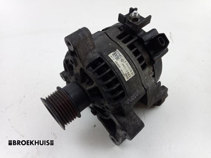 Gebruikte Dynamo Mini Mini (F55) 1.5 12V One D Prijs € 40,00 Margeregeling aangeboden door Autobedrijf Broekhuis B.V.