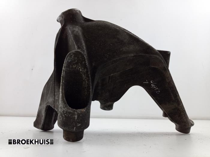 Gebruikte Motorrubber Audi A4 Avant (B9) 2.0 TDI 16V Quattro Prijs € 25,00 Margeregeling aangeboden door Autobedrijf Broekhuis B.V.