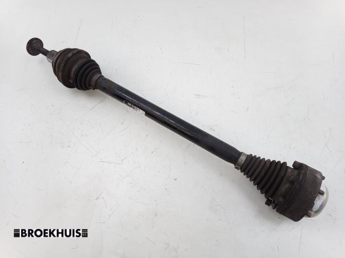 Gebruikte Aandrijfas links-achter Audi A4 Avant (B9) 2.0 TDI 16V Quattro Prijs € 95,00 Margeregeling aangeboden door Autobedrijf Broekhuis B.V.