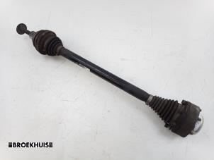 Gebruikte Aandrijfas links-achter Audi A4 Avant (B9) 2.0 TDI 16V Quattro Prijs € 95,00 Margeregeling aangeboden door Autobedrijf Broekhuis B.V.