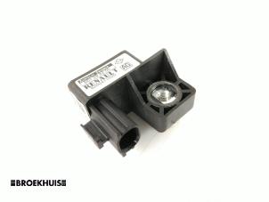Gebruikte Sensor Airbag Renault Grand Scénic II (JM) 1.9 dCi 110 Prijs € 20,00 Margeregeling aangeboden door Autobedrijf Broekhuis B.V.