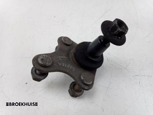 Gebruikte Fusee Kogel Skoda Enyaq iV 80 Prijs € 35,00 Margeregeling aangeboden door Autobedrijf Broekhuis B.V.