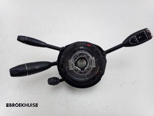 Gebruikte Licht + Raw Schakelaar Tesla Model S P85 Prijs € 150,00 Margeregeling aangeboden door Autobedrijf Broekhuis B.V.