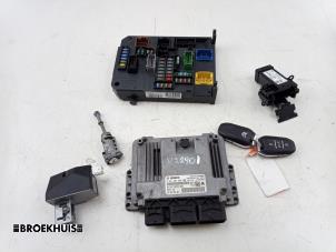 Gebruikte Computer Inspuit Citroen C4 Picasso (3D/3E) 1.6 16V VTi 120 Prijs € 250,00 Margeregeling aangeboden door Autobedrijf Broekhuis B.V.