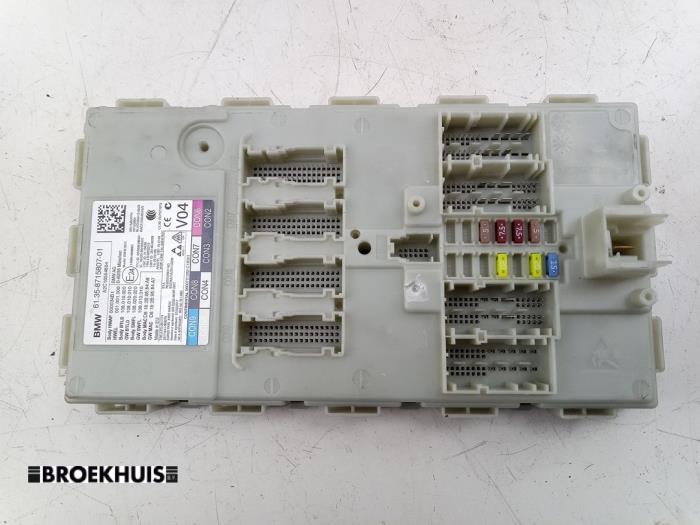 Gebruikte Computer Body Control BMW 5 serie (G30) 530e iPerformance Prijs € 250,00 Margeregeling aangeboden door Autobedrijf Broekhuis B.V.