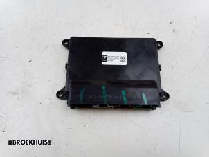 Gebruikte AAC Unit Computerkachel Tesla Model S P85 Prijs € 75,00 Margeregeling aangeboden door Autobedrijf Broekhuis B.V.