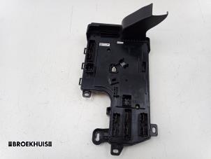 Gebruikte Computer Body Control Tesla Model 3 Long Range AWD 75 kWh Prijs € 125,00 Margeregeling aangeboden door Autobedrijf Broekhuis B.V.