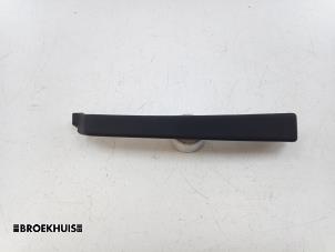 Gebruikte Dashboard deel Landrover Range Rover Sport (L1) 3.0 V6 P460e Prijs € 30,00 Margeregeling aangeboden door Autobedrijf Broekhuis B.V.