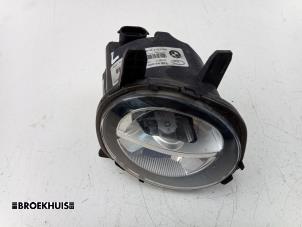 Gebruikte Mistlamp links-voor BMW 4 serie Gran Coupe (F36) 420i 2.0 TwinPower Turbo 16V Prijs € 100,00 Margeregeling aangeboden door Autobedrijf Broekhuis B.V.