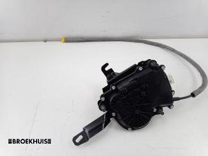 Gebruikte Achterklep motor BMW 4 serie Gran Coupe (F36) 420i 2.0 TwinPower Turbo 16V Prijs € 50,00 Margeregeling aangeboden door Autobedrijf Broekhuis B.V.