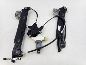 Gebruikte Ruitmechaniek 4Deurs rechts-achter BMW 4 serie Gran Coupe (F36) 420i 2.0 TwinPower Turbo 16V Prijs € 70,00 Margeregeling aangeboden door Autobedrijf Broekhuis B.V.