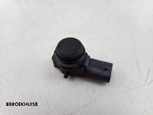 Gebruikte Parkeersensor BMW 4 serie Gran Coupe (F36) 420i 2.0 TwinPower Turbo 16V Prijs € 25,00 Margeregeling aangeboden door Autobedrijf Broekhuis B.V.