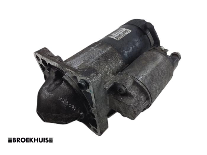 Gebruikte Startmotor Saab 9-5 Estate (YS3E) 1.9 TiD 16V Prijs € 20,00 Margeregeling aangeboden door Autobedrijf Broekhuis B.V.