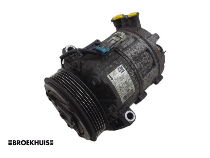 Gebruikte Aircopomp Saab 9-5 Estate (YS3E) 1.9 TiD 16V Prijs € 80,00 Margeregeling aangeboden door Autobedrijf Broekhuis B.V.