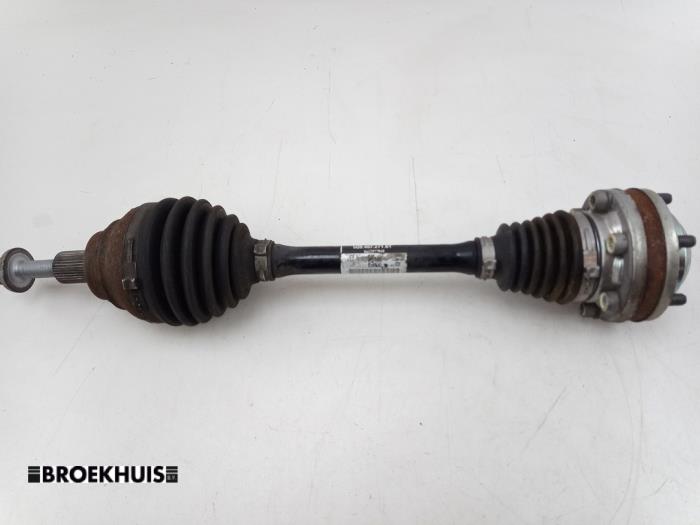 Gebruikte Steekas links-voor Skoda Octavia Combi (5EAC) 1.5 TSI Evo 16V Prijs € 250,00 Margeregeling aangeboden door Autobedrijf Broekhuis B.V.