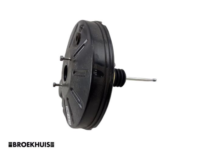 Gebruikte Rembooster Skoda Octavia Combi (5EAC) 1.5 TSI Evo 16V Prijs € 72,60 Inclusief btw aangeboden door Autobedrijf Broekhuis B.V.