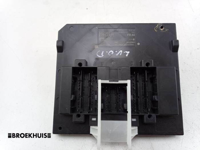 Gebruikte Module Bodycontrol Skoda Octavia Combi (5EAC) 1.5 TSI Evo 16V Prijs € 100,00 Margeregeling aangeboden door Autobedrijf Broekhuis B.V.