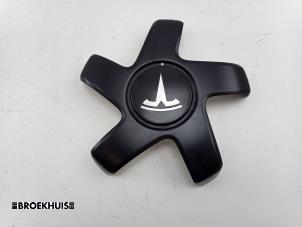 Gebruikte Naafkapje Tesla Model 3 Long Range AWD 75 kWh Prijs € 20,00 Margeregeling aangeboden door Autobedrijf Broekhuis B.V.