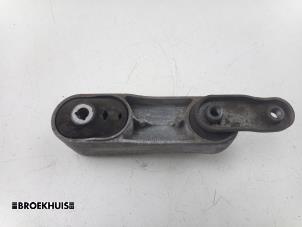 Gebruikte Motorrubber BMW i3 (I01) i3s Prijs € 25,00 Margeregeling aangeboden door Autobedrijf Broekhuis B.V.