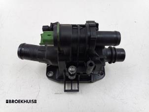 Gebruikte Thermostaathuis Ford Focus 2 Wagon 1.6 TDCi 16V 110 Prijs € 20,00 Margeregeling aangeboden door Autobedrijf Broekhuis B.V.