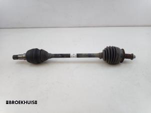 Gebruikte Homokineetas links-voor Mercedes B (W246) Electric Drive Prijs € 650,00 Margeregeling aangeboden door Autobedrijf Broekhuis B.V.